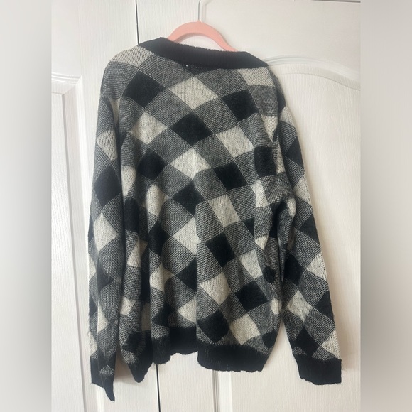 NWT St. John’s Bay Women's Black & White Checkered Sweater Pattern Size X-Large - Picture 4 of 7